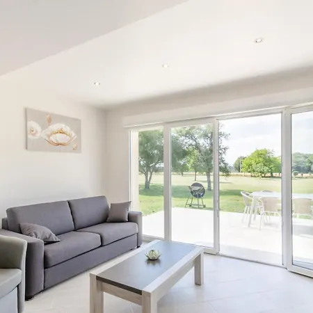 Holiday home Le Saint Remeau Le Jard (Aube)